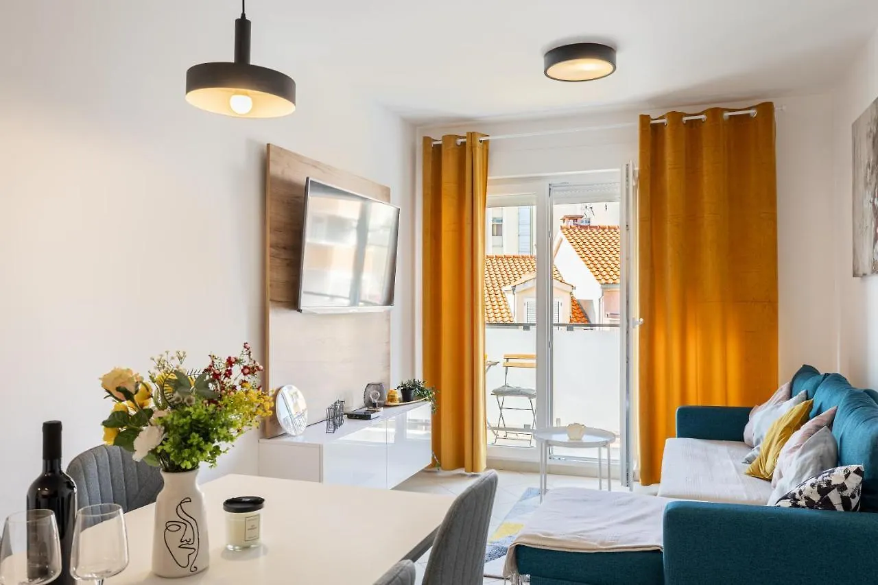 Cosy Apartment Terrano -Free Private Parking 0*, Split
