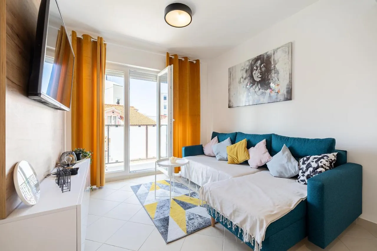 Cosy Apartment Terrano -Free Private Parking Split