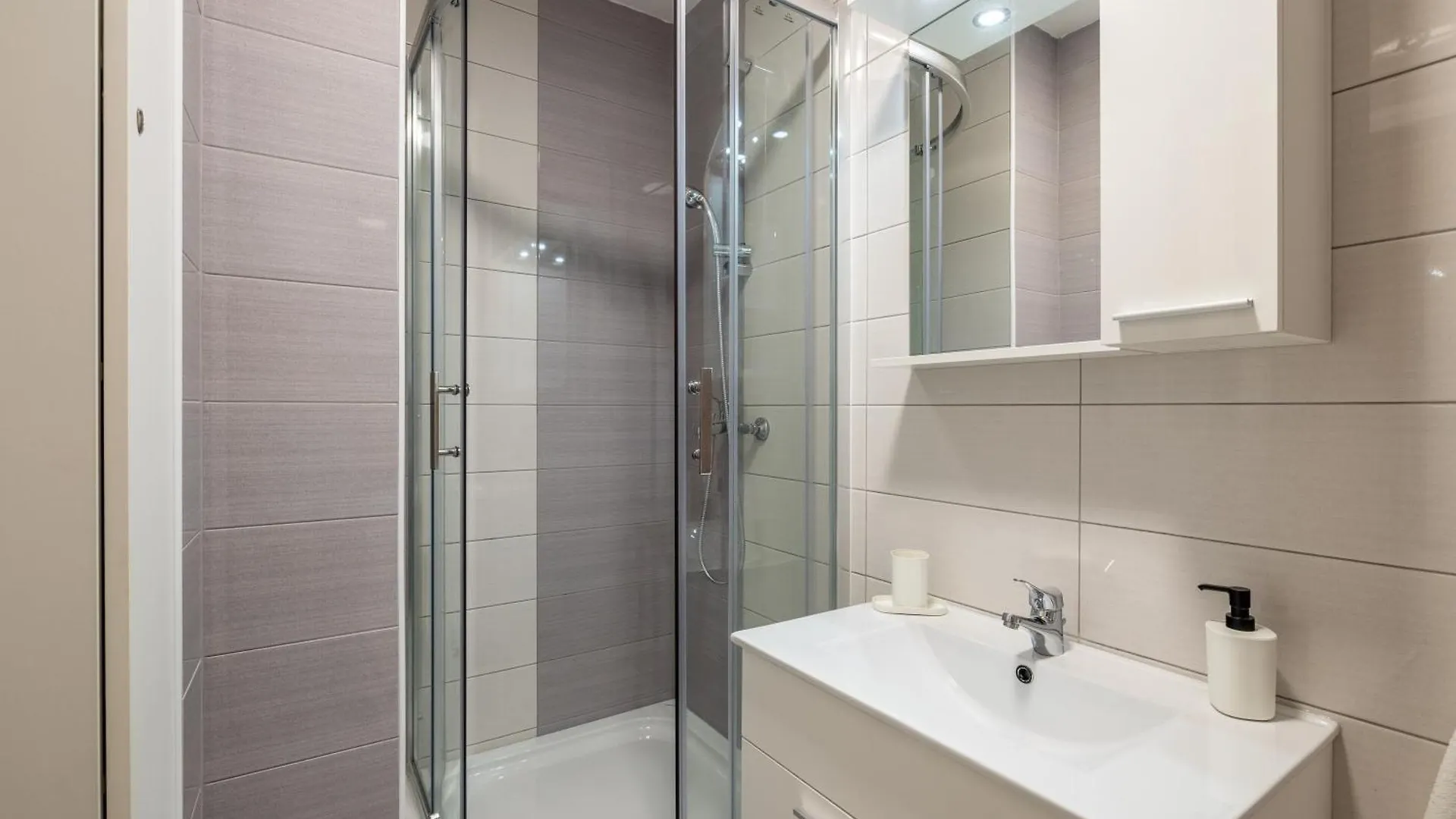 Cosy Apartment Terrano -Free Private Parking Split Croatia